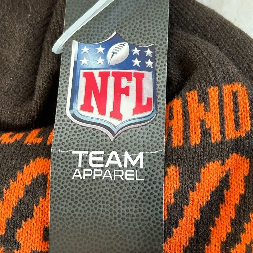NWT NFL Cleveland Browns Kids Beanie -‎ Brown and Orange